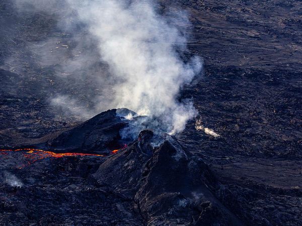 The seventh eruption in Sundhnúkagígar crater row has ended.