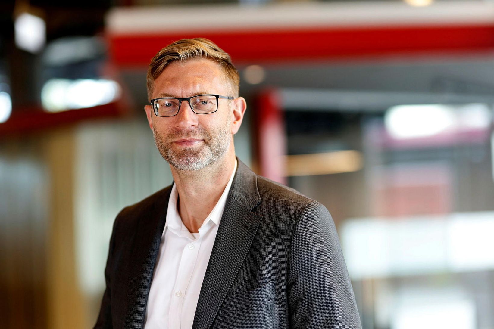 Jón Guðni Ómarsson bankastjóri Íslandsbanka.