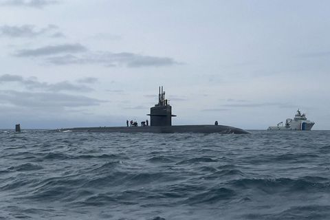 The presence of the submarine at the dock is a sign of strong defense cooperation between Iceland and the United States.