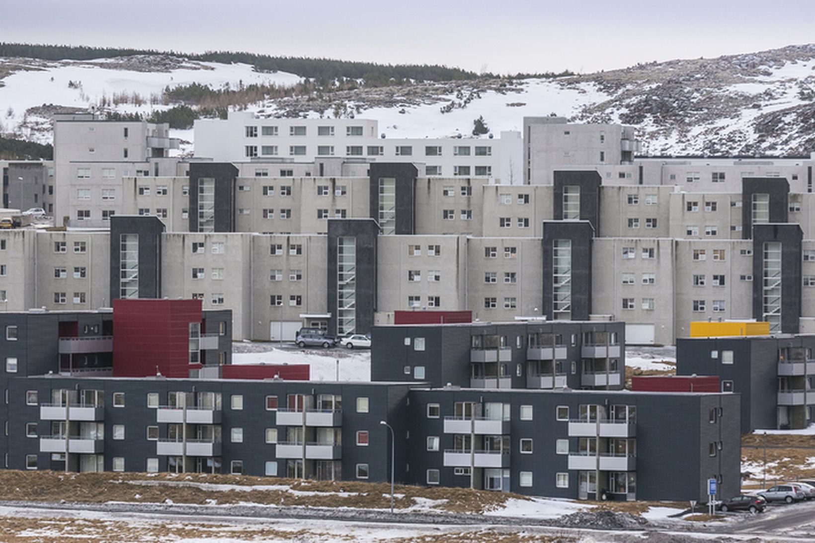 Fasteignaverð heldur áfram að hækka.