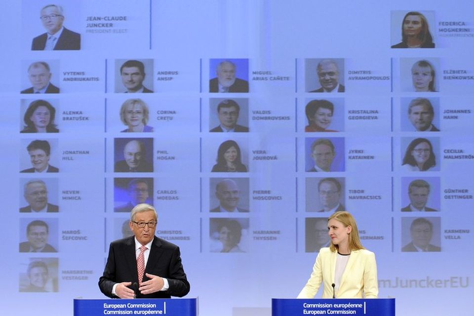 Jean-Clau­de Juncker, forseti framkvæmdastjórnar ESB, kynnir nýja framkvæmdastjórn sína í dag.