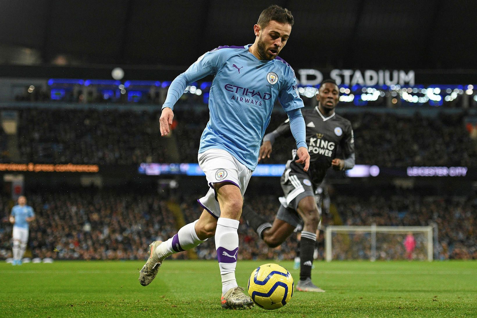 Bernardo Silva í leik með Manchester City gegn Leicester sem …