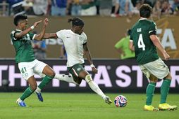 Noni Madueke í leik með Chelsea á HM félagsliða.