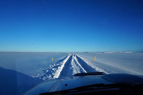 Dettifossvegur um miðjan febrúar.