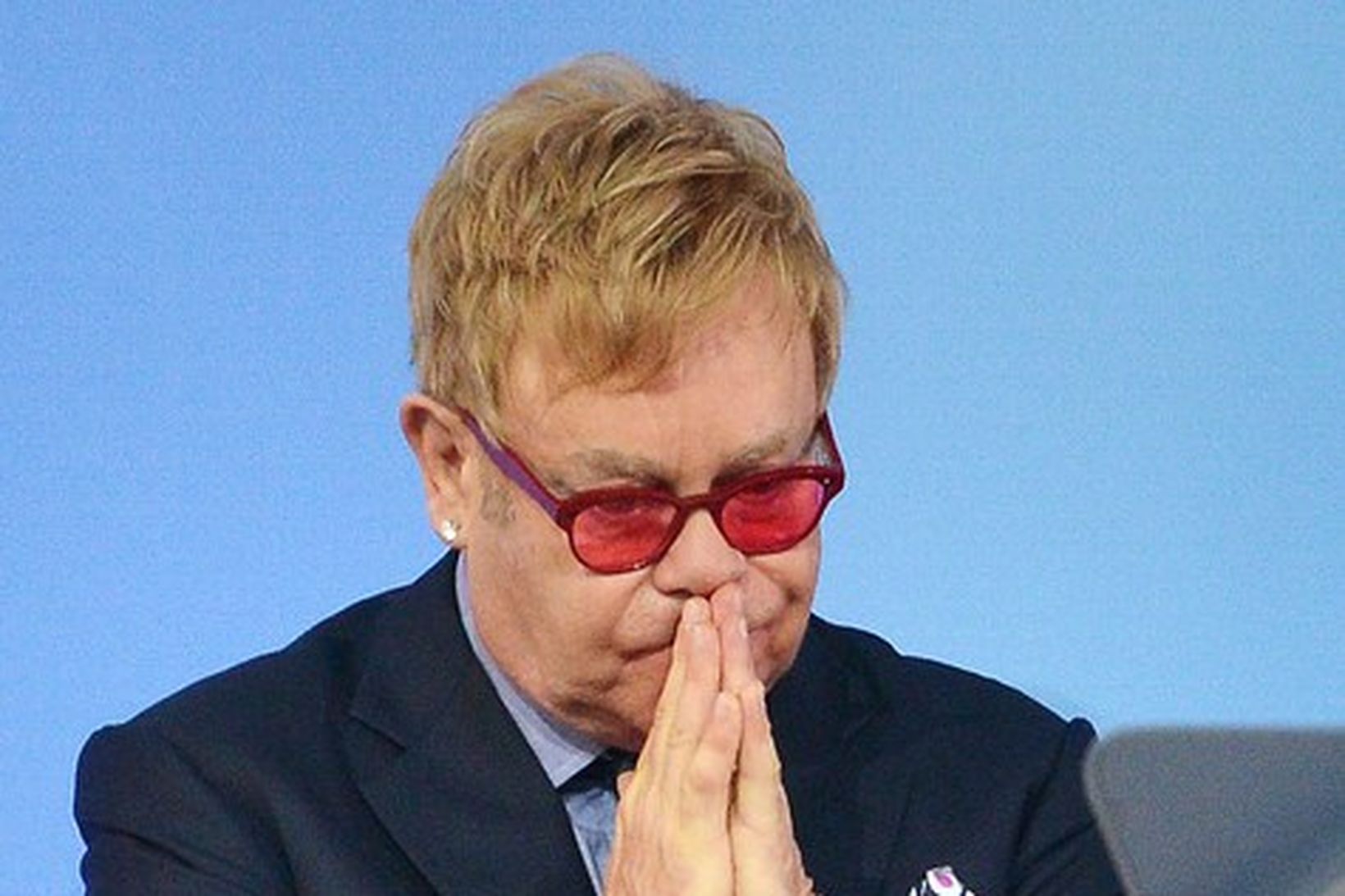 Elton John taldi sig vera að ræða við forseta Rússlands, …