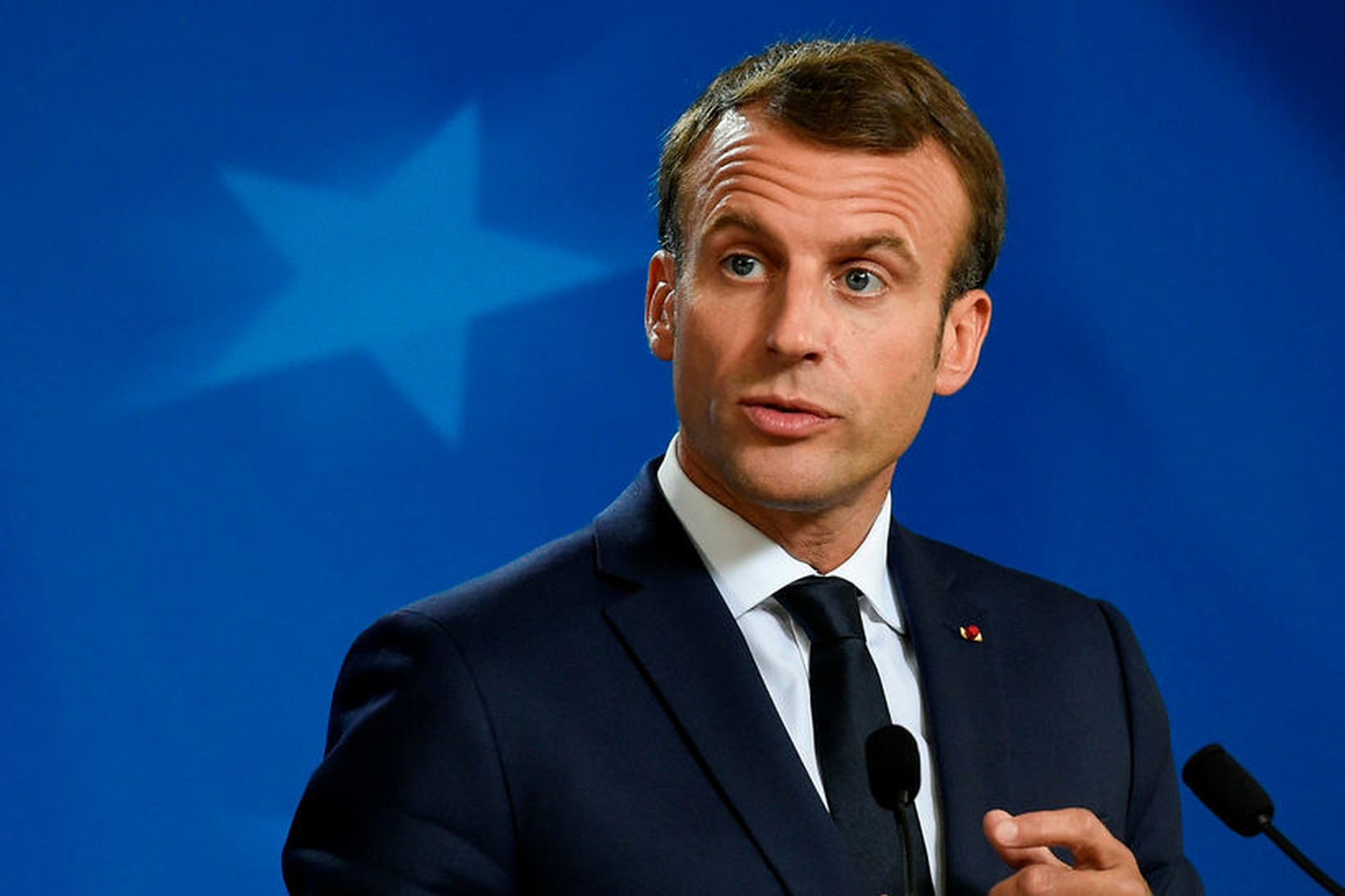 Emmanuel Macron Frakklandsforseti segir atvikið vera „óásættanlegt“.