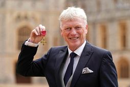 David Moyes með orðuna fyrir utan Windsor-kastala í dag.