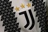 Tíu stig dregin af Juventus sem steinlá
