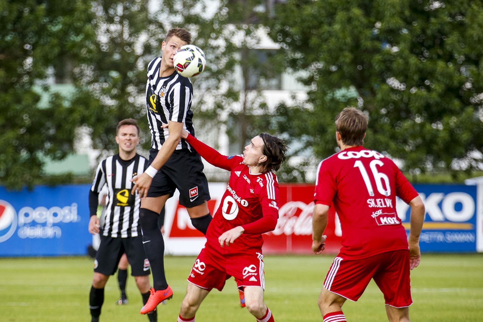Hólmbert Aron Friðjónsson í Evrópuleik með KR gegn Rosenborg.