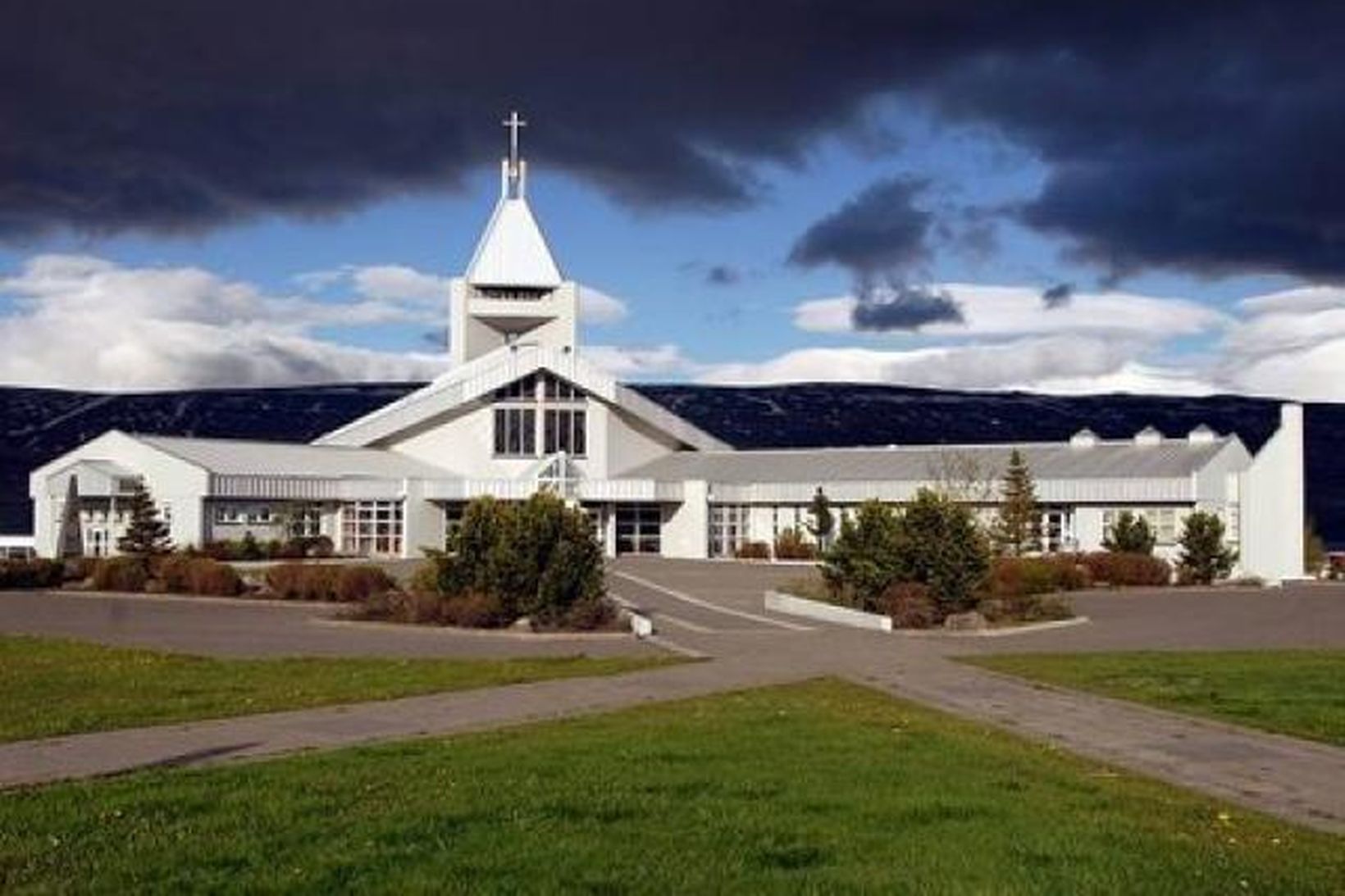 Glerárkirkja á Akureyri.