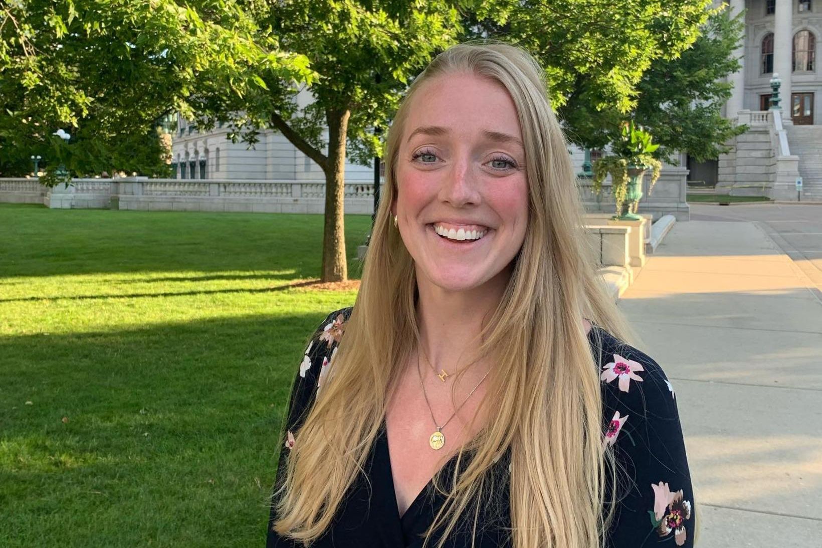 Hrafnhildur Lúthersdóttir hugsar vel um húðina.