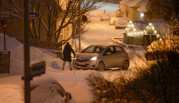 Sorphirða þremur dögum á eftir áætlun 