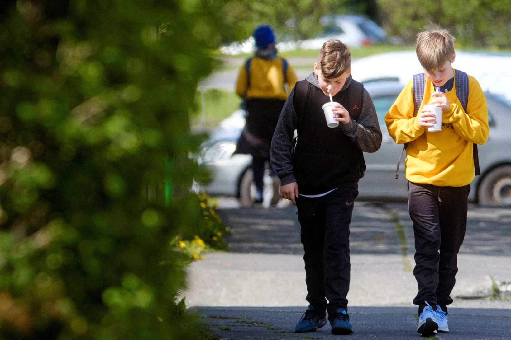 Hlýindin sem hafa verið eystra halda áfram en í dag …