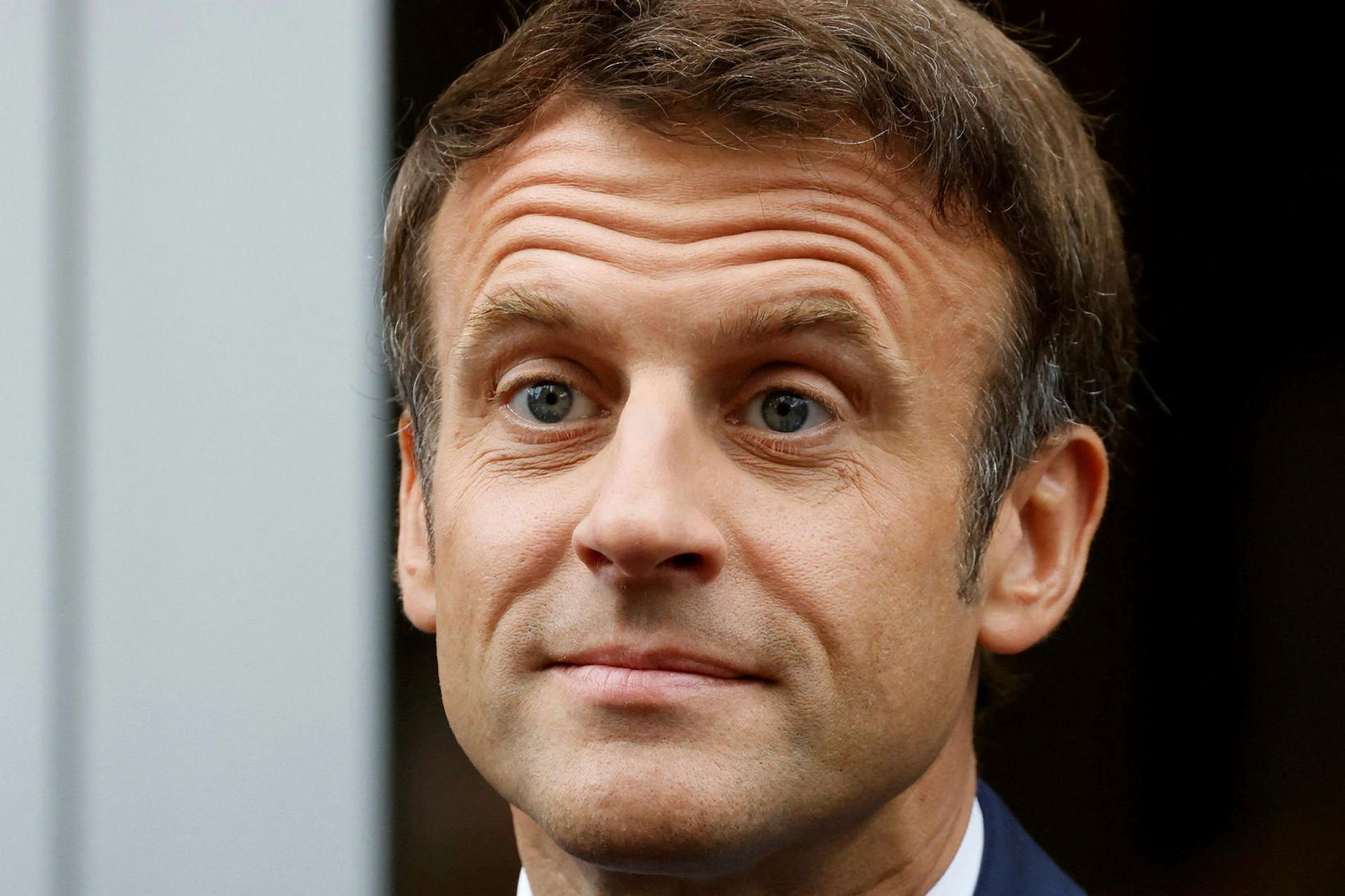 Útlitið hefur verið betra fyrir Emmanuel Macron.