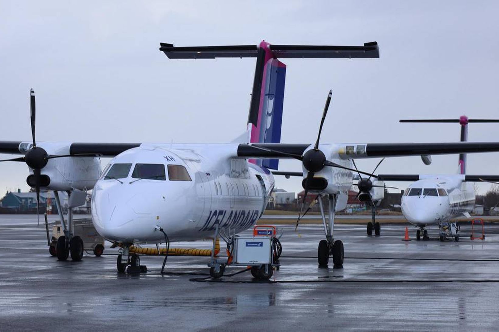 Icelandair hyggst nota flugvélar af gerðinni Dash 8 ef félagið …