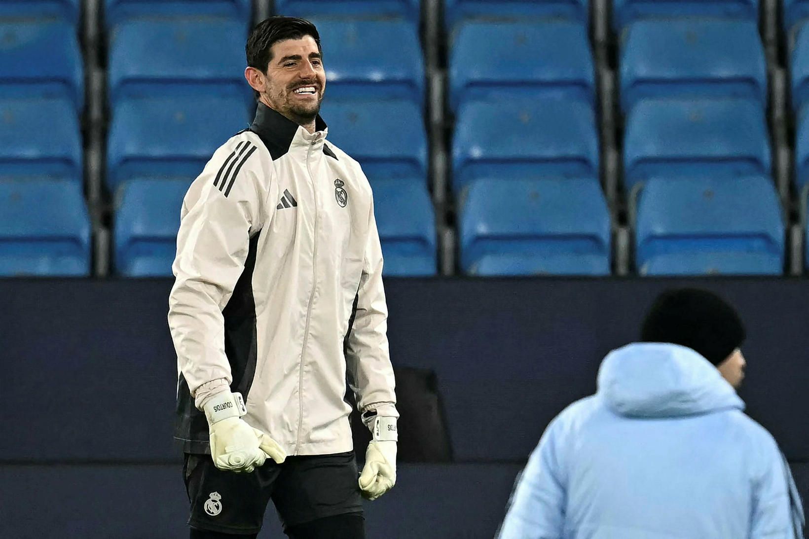 Thibaut Courtois kátur á æfingu með Real Madríd.