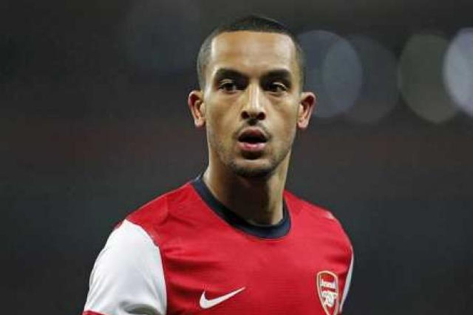 Walcott ætlar sér í Meistaradeildina en nýbúinn að skrifa undir …