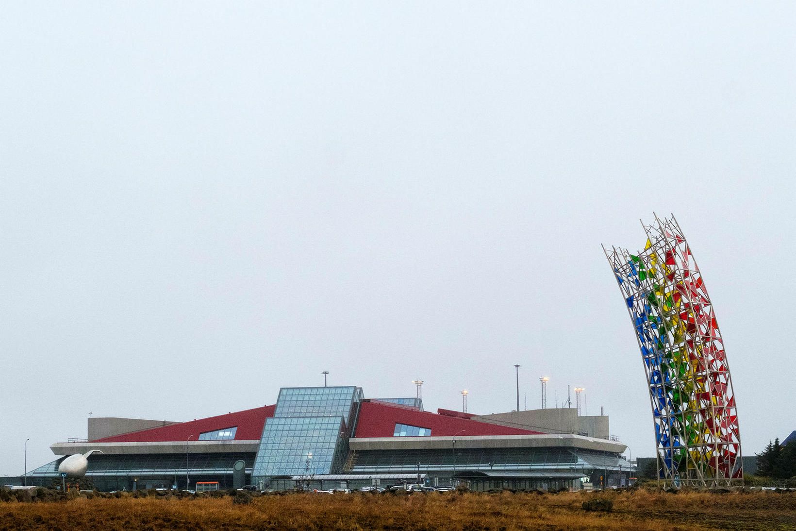 Uppgangur var í Reykjanesbæ þegar erlendir ferðamenn flykkt-ust til landsins. …