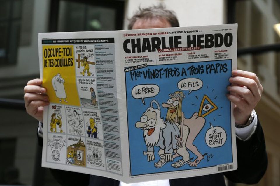 Charlie Hebdo fer ekki troðnar slóðir í myndavali. Hér forsíða blaðsins þann 7. nóvember þegar …