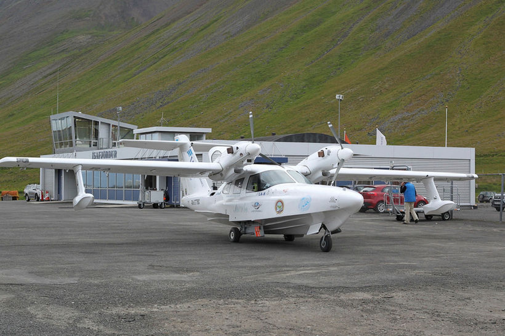 AeroVolga LA-8 á Ísafjarðarflugvelli.