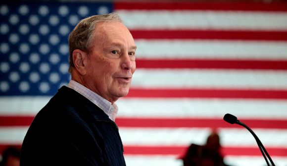 Bloomberg vex ásmegin