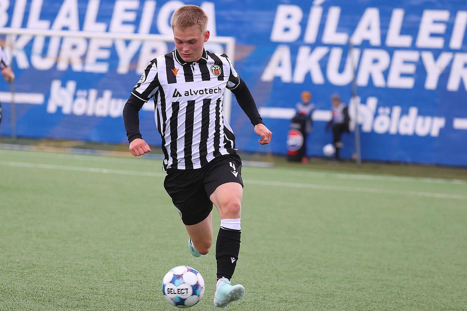 Jóhannes Kristinn Bjarnason.