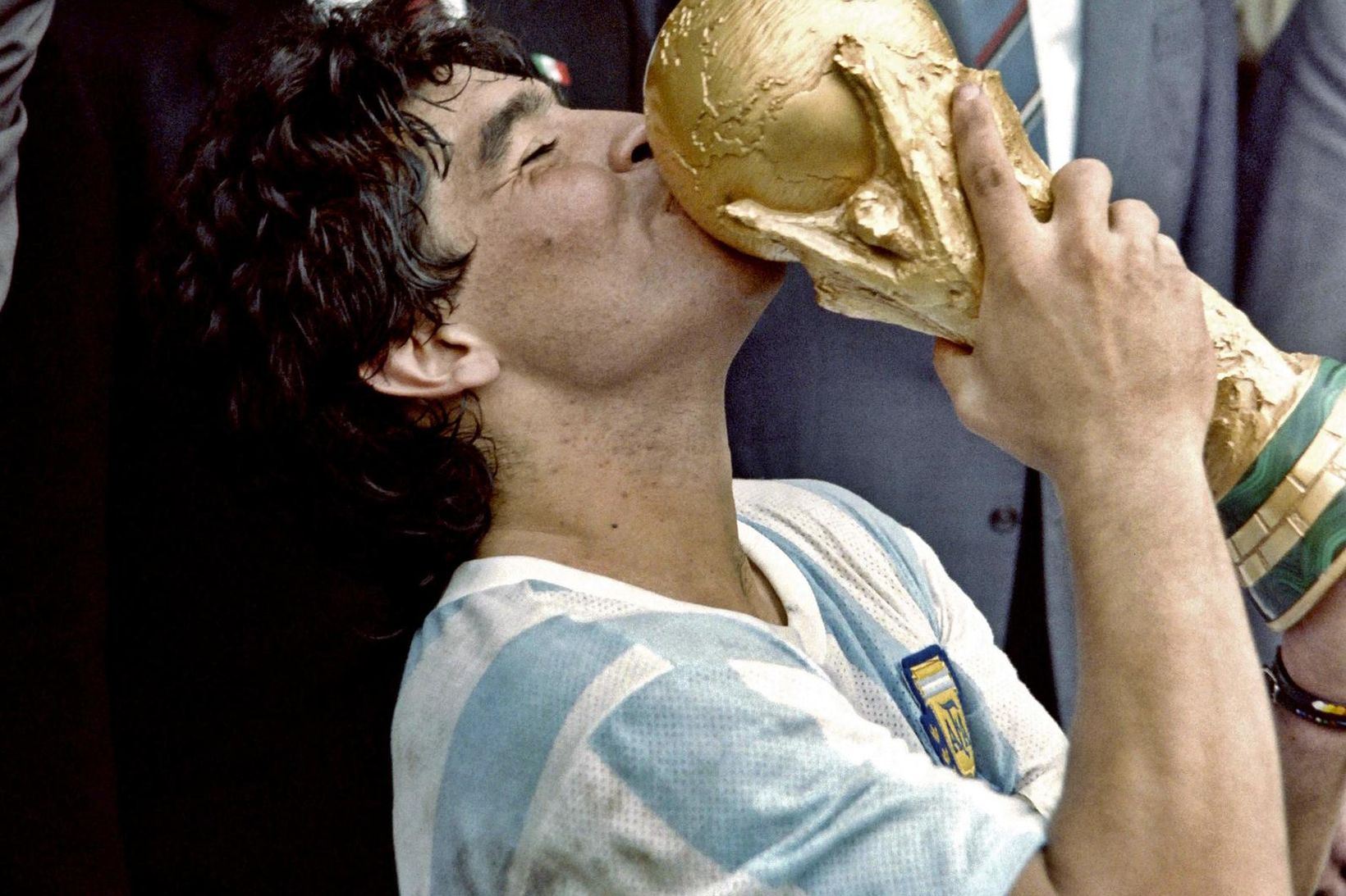 Diego Maradona lést árið 2020.