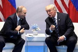 Donald Trump og Vladimir Pútín hittust í fyrsta sinn í dag.