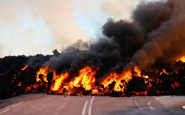 Hraun hefur ekki runnið jafnlangt vestur í fyrri gosum.