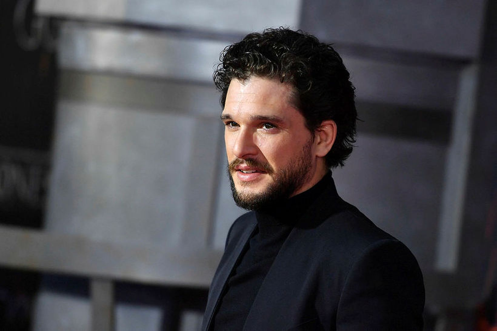 Kit Harington faldi áfengisneysluna fyrir sínu nánasta fólki áður en …