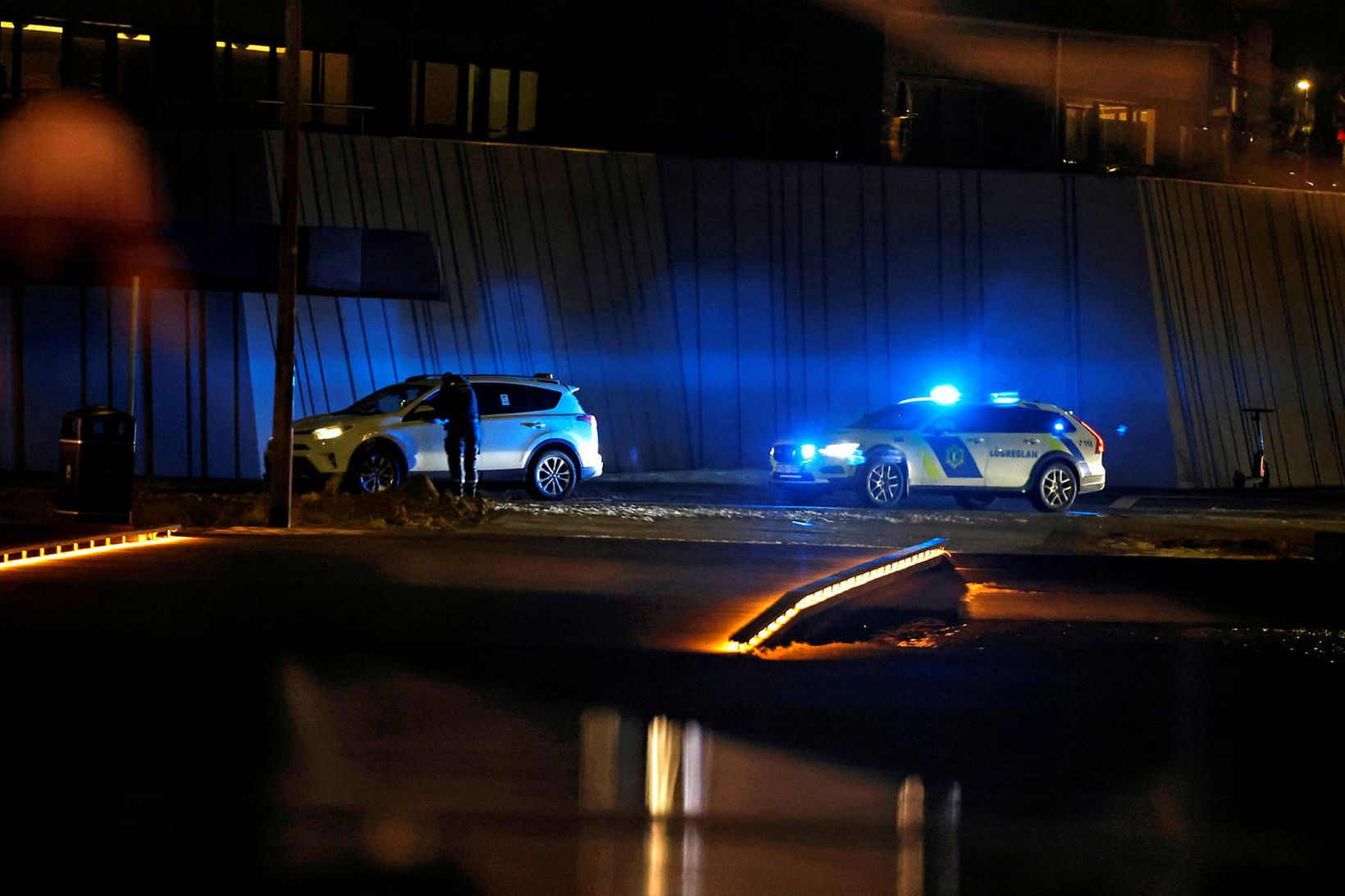 Hótaði nágranna sínum með hnífi