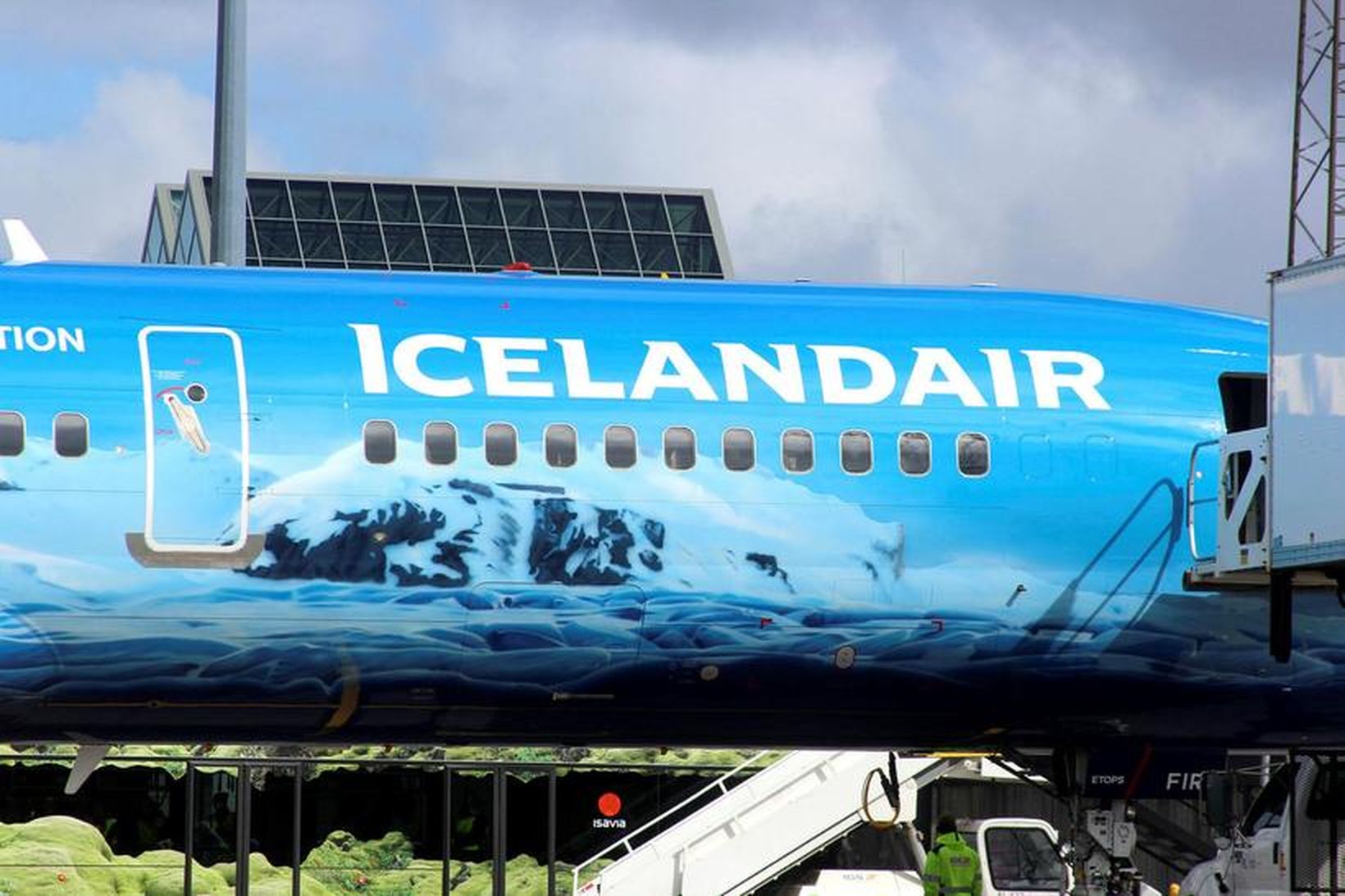 Icelandair hefur aldrei flutt fleiri farþega í einum mánuði. Aftur …