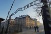 Heimsækir Auschwitz í fyrsta skipti
