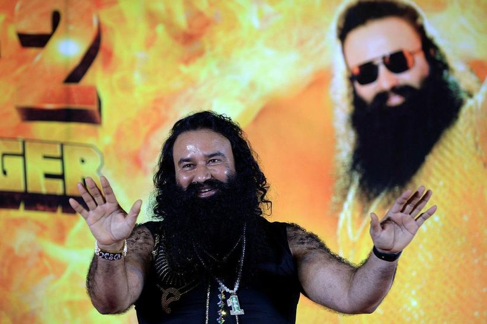 Ram Rahim Singh á blaðamannafundi þar sem hann kynnti tónlist …