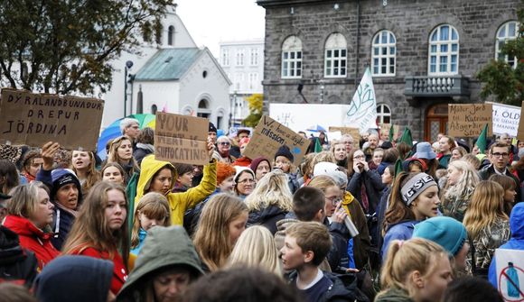 „Við verðum öll að vakna“