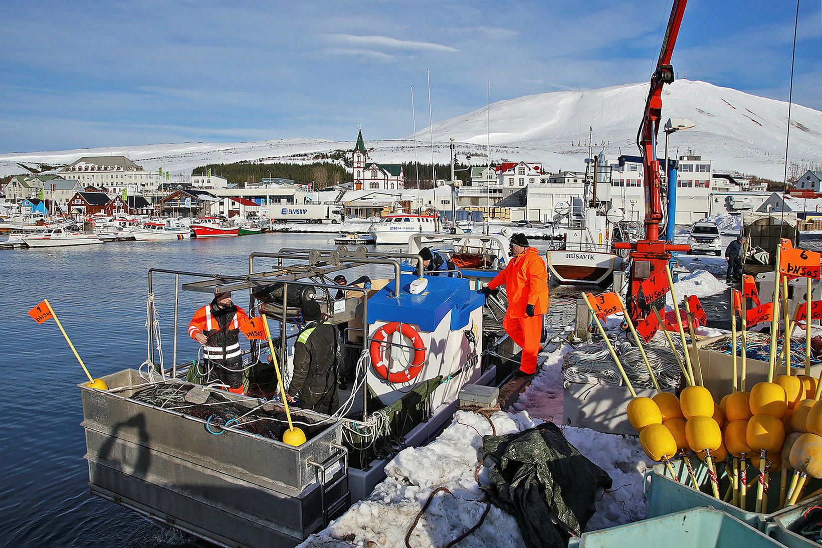 Grásleppuvertíðin hefst á þriðjudag í næstu viku, en veiðar í …