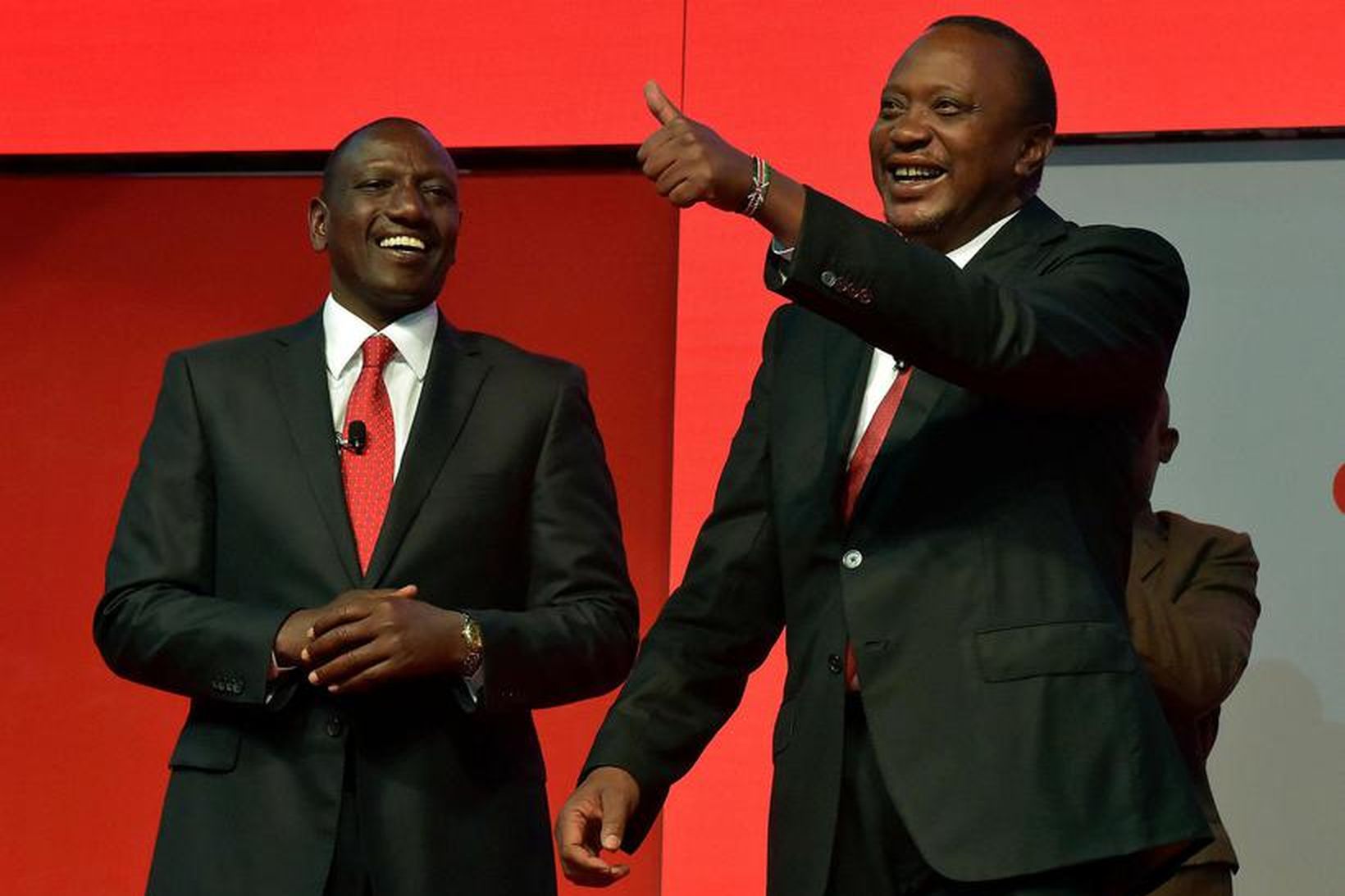 William Ruto t.v. ásamt Uhuru Kenyatta t.h.