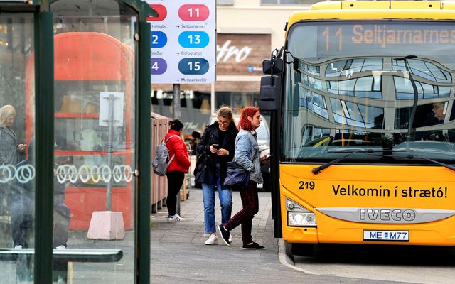 Tíðni verður aukin og strætóar munu ganga lengur.