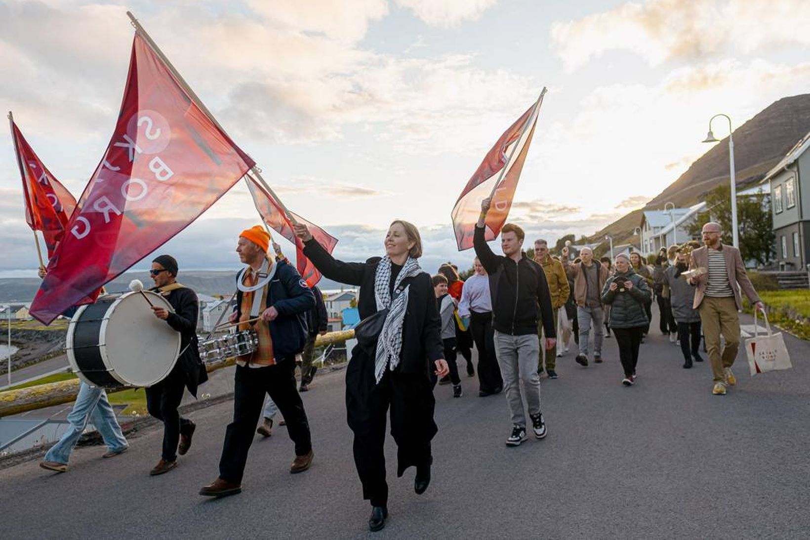 Þrettán nýjar íslenskar heimildarmyndir voru frumsýndar á Skjaldborgarhátíðinni sem fór …