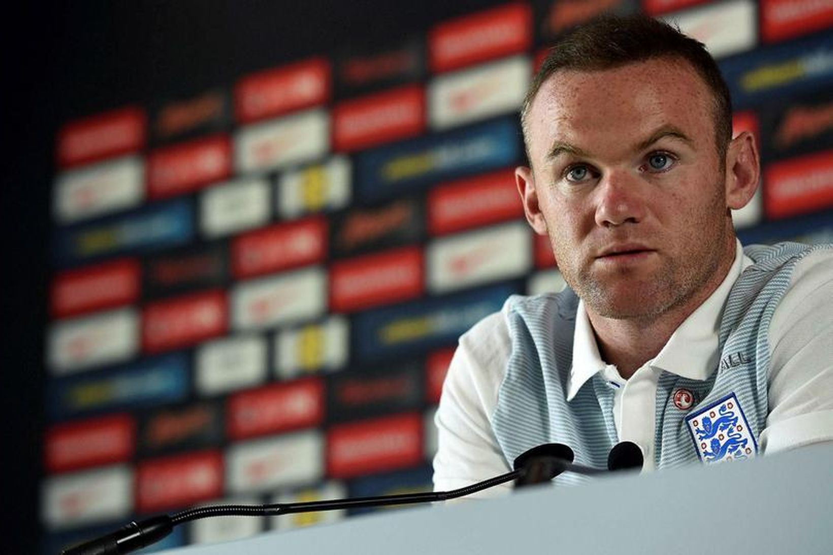 Wayne Rooney á blaðamannafundi í gær.