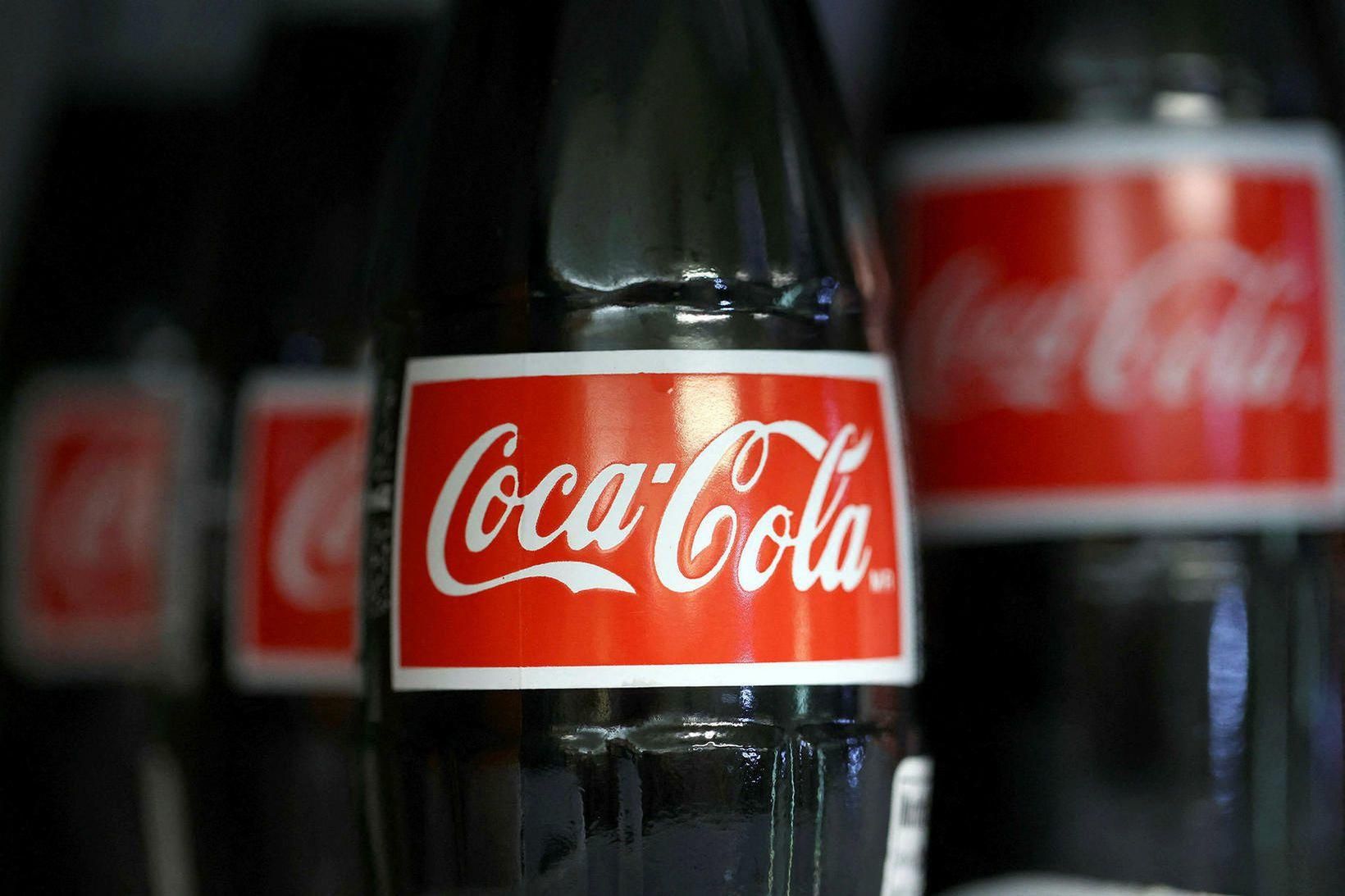 Coca-Cola gerir breytingar á plastflöskunum sínum.