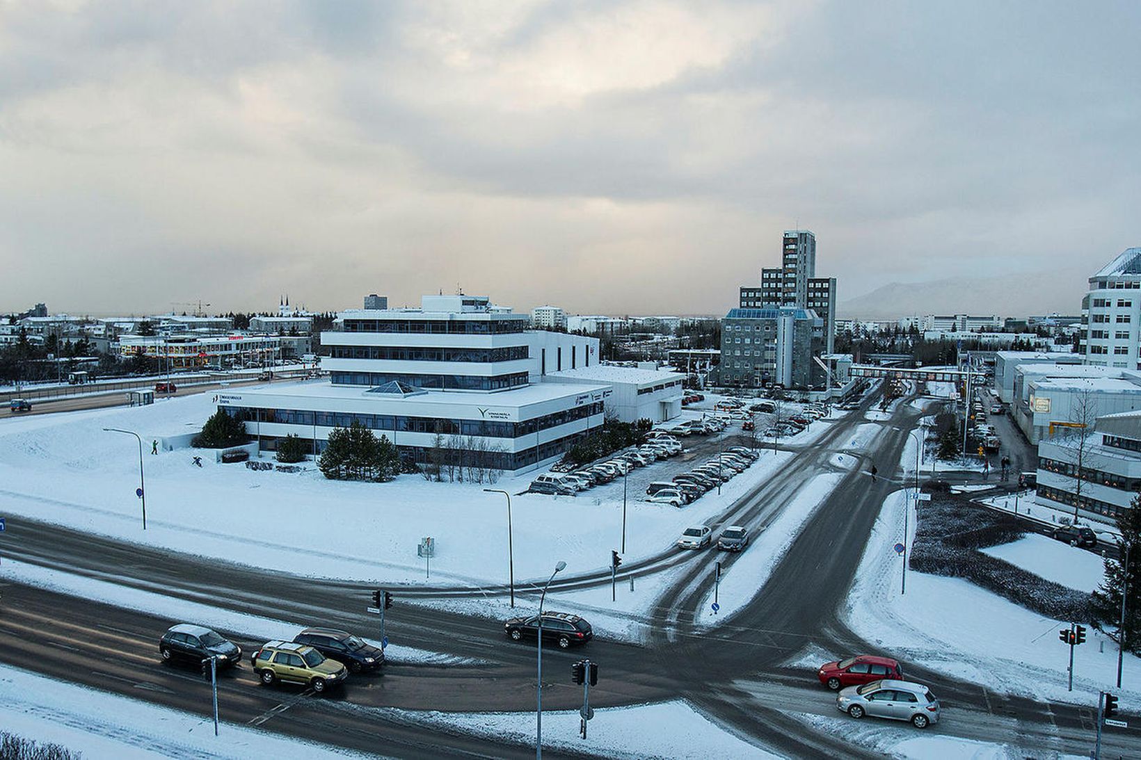 Horft yfir skipulagssvæðið sem nær að Sjóvárhúsinu.