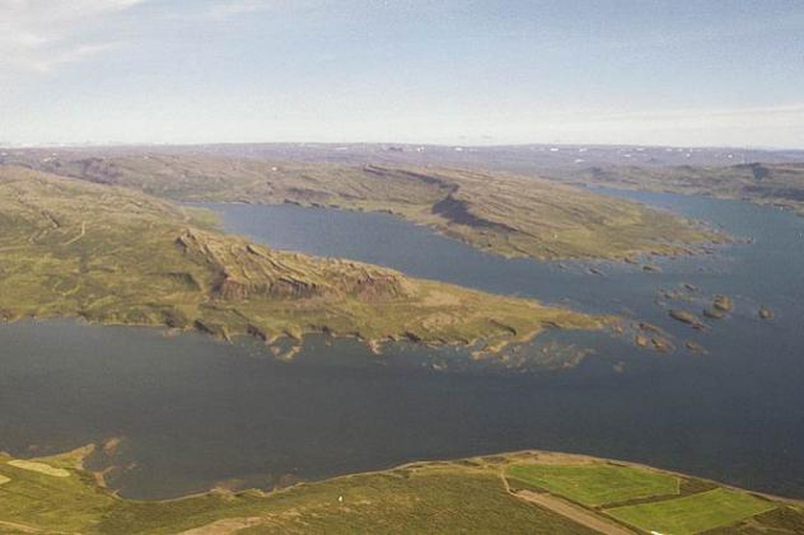 Djúpifjörður og Hallsteinsnes