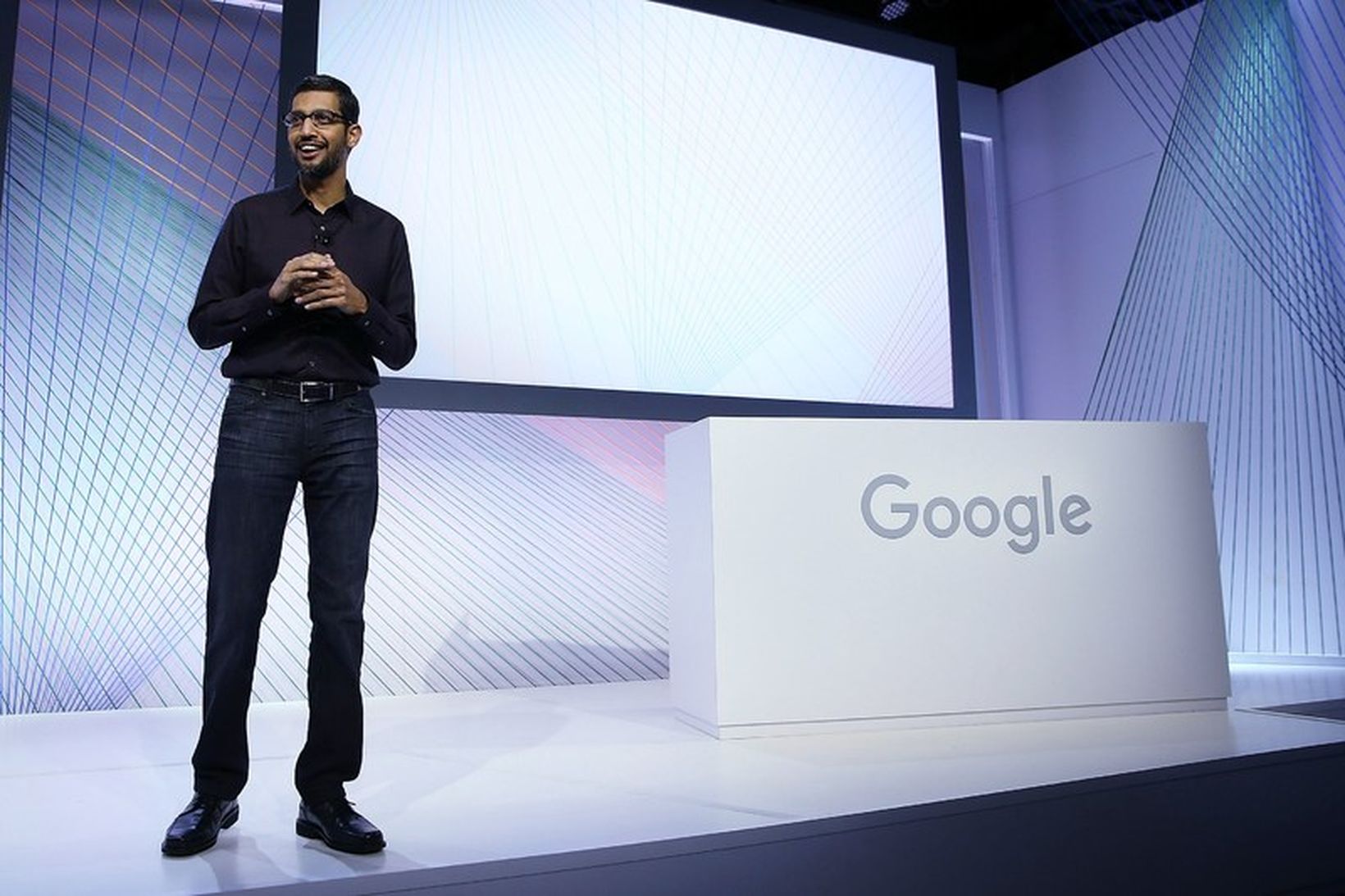 Forstjóri Google, Sundar Pichai, á kynningu. Á dögunum tapaði Google …