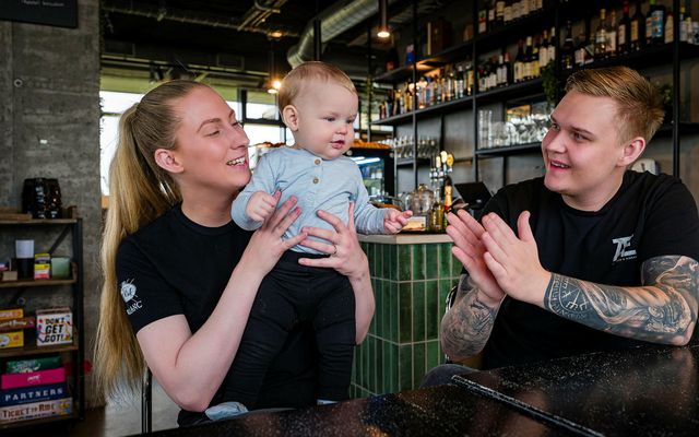 Bjarki Snær Þorsteinsson og konan hans, Stefanía Marta Jónasdóttir, njóta þess að vinna saman á …