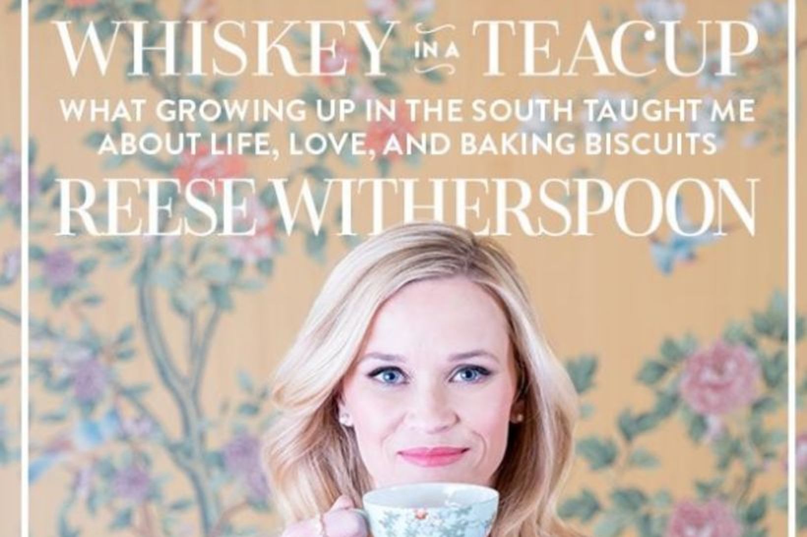 Svona lítur bókakápan út á nýrri bók Reese Witherspoon „Wiskey …