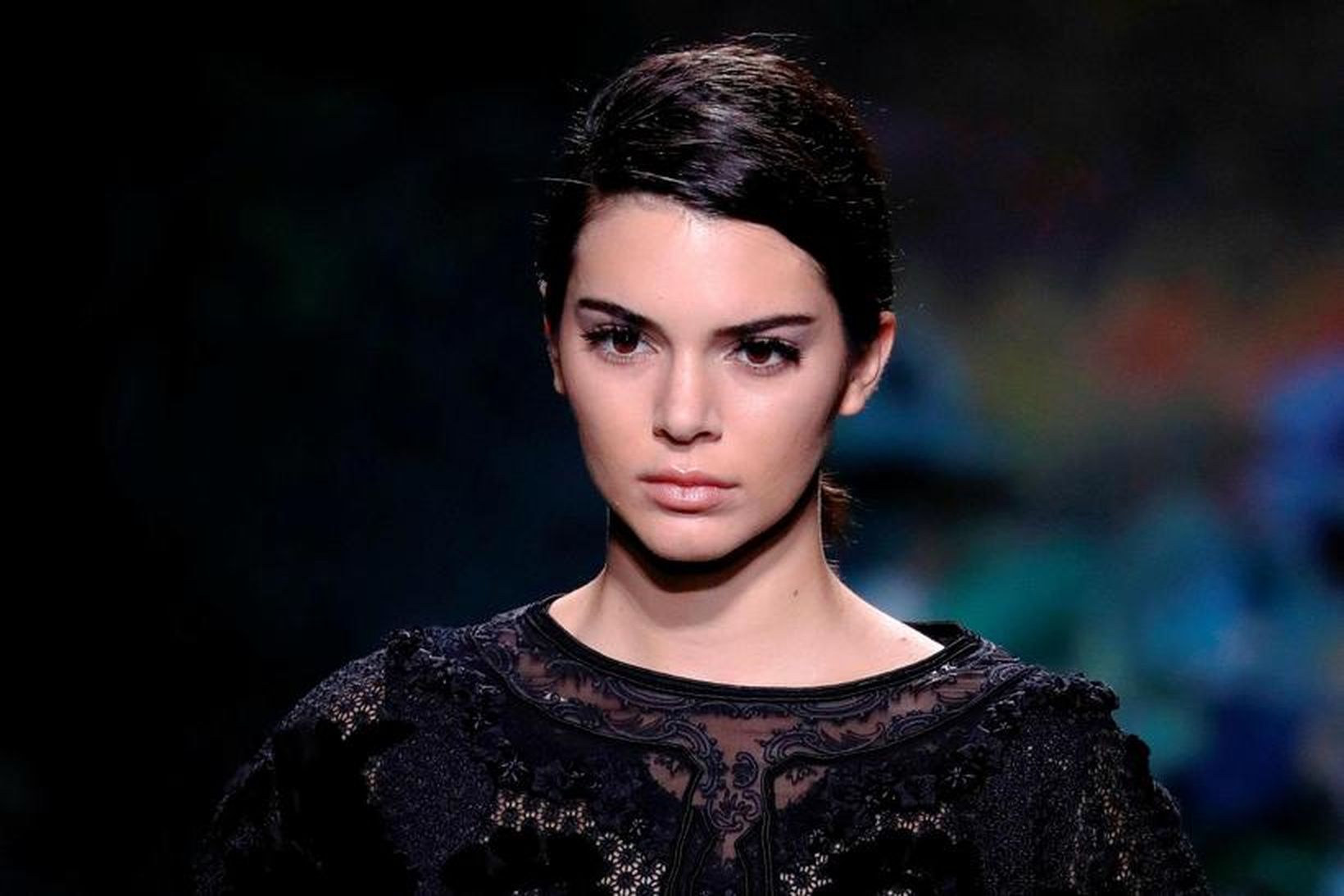 Kendall Jenner var með bólur sem unglingur.