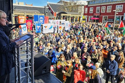 Sólveig Anna Jónsdóttir, chairwoman of Efling Union, giving her speech in downtown Reykjavík today.