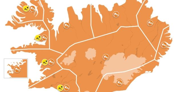 Veðurstofa Íslands hefur gefið út appelsínugular viðvaranir fyrir allt landið eftir hádegi á morgun.