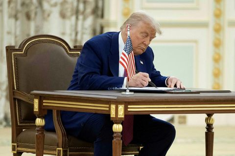 Trump tilkynnti þetta í heimsókn sinni í Sádí-Ar­ab­íu.